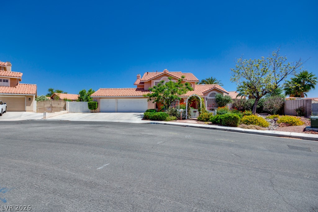 5808 Lone Song Road North Las Vegas, NV 89031 - Photo 7 of 98