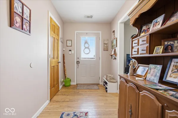 $275,000 | 1301 East Vandalia Road, Flat Rock, IN 47234