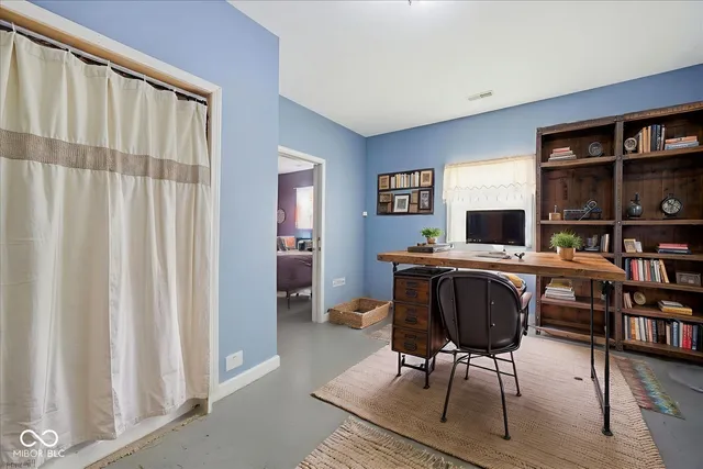 $285,000 | 1301 East Vandalia Road, Flat Rock, IN 47234