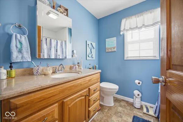 $275,000 | 1301 East Vandalia Road, Flat Rock, IN 47234