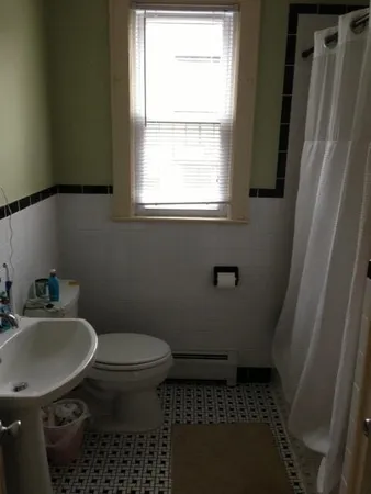 $3,200 | 124 Jackson Street, Unit 3, Hoboken, NJ 07030