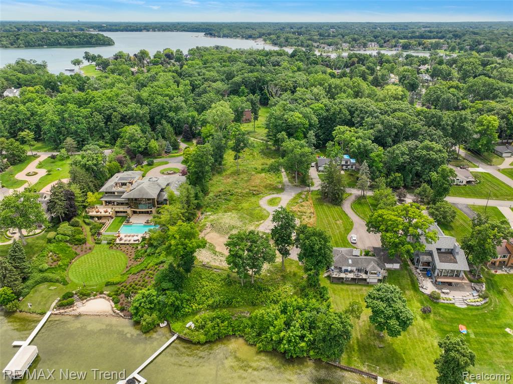 4796 Dow Ridge Road West Bloomfield, MI 48324 - Photo 9 of 27 Gallery Image 9