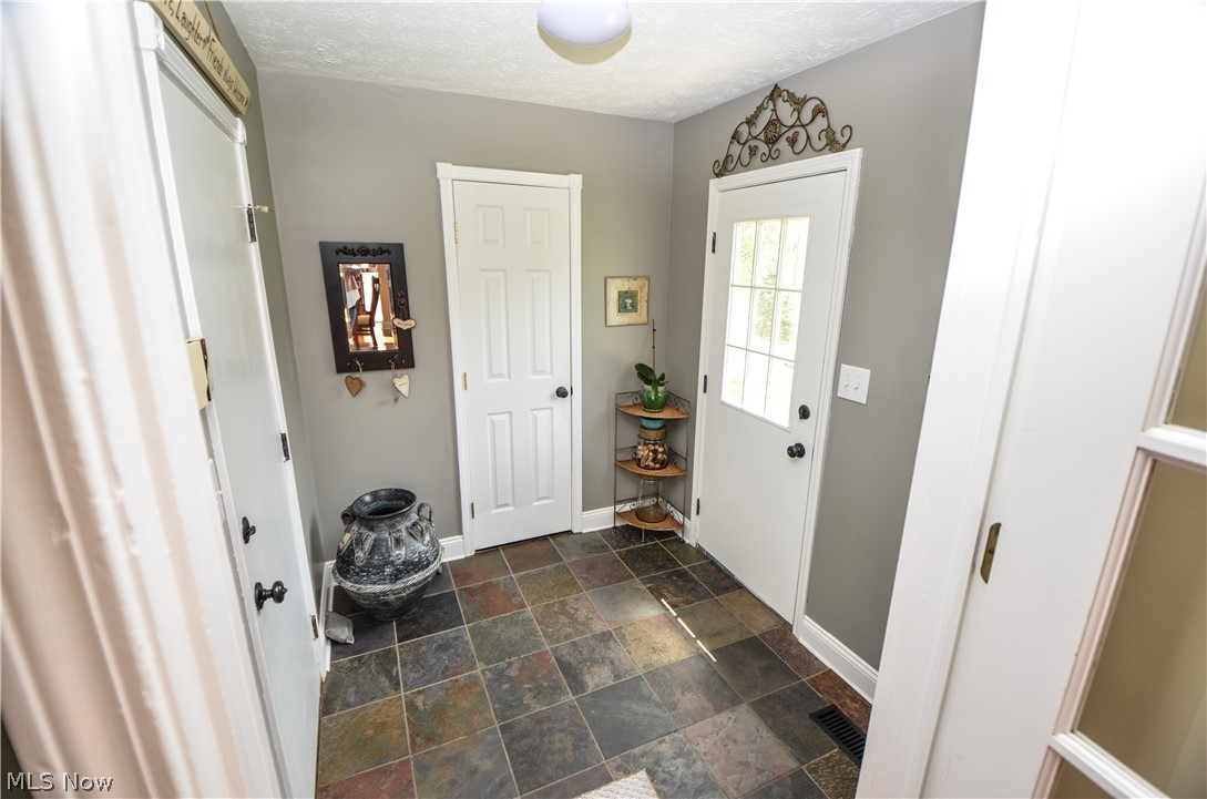 1220 Winchell Road Aurora, OH 44202 - Photo 16 of 35 Gallery Image 16