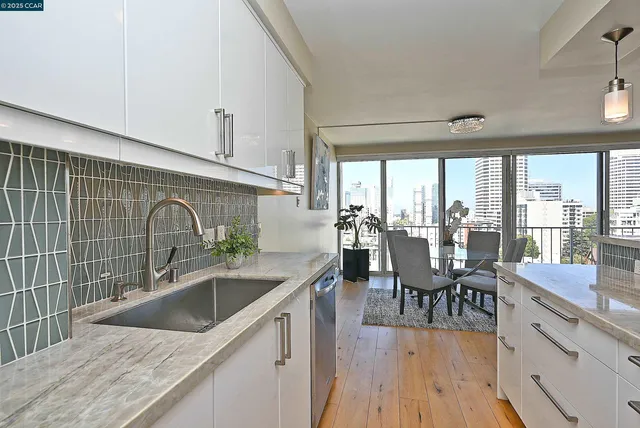 $525,000 | 1555 Lakeside Drive, Unit 184, Oakland, CA 94612