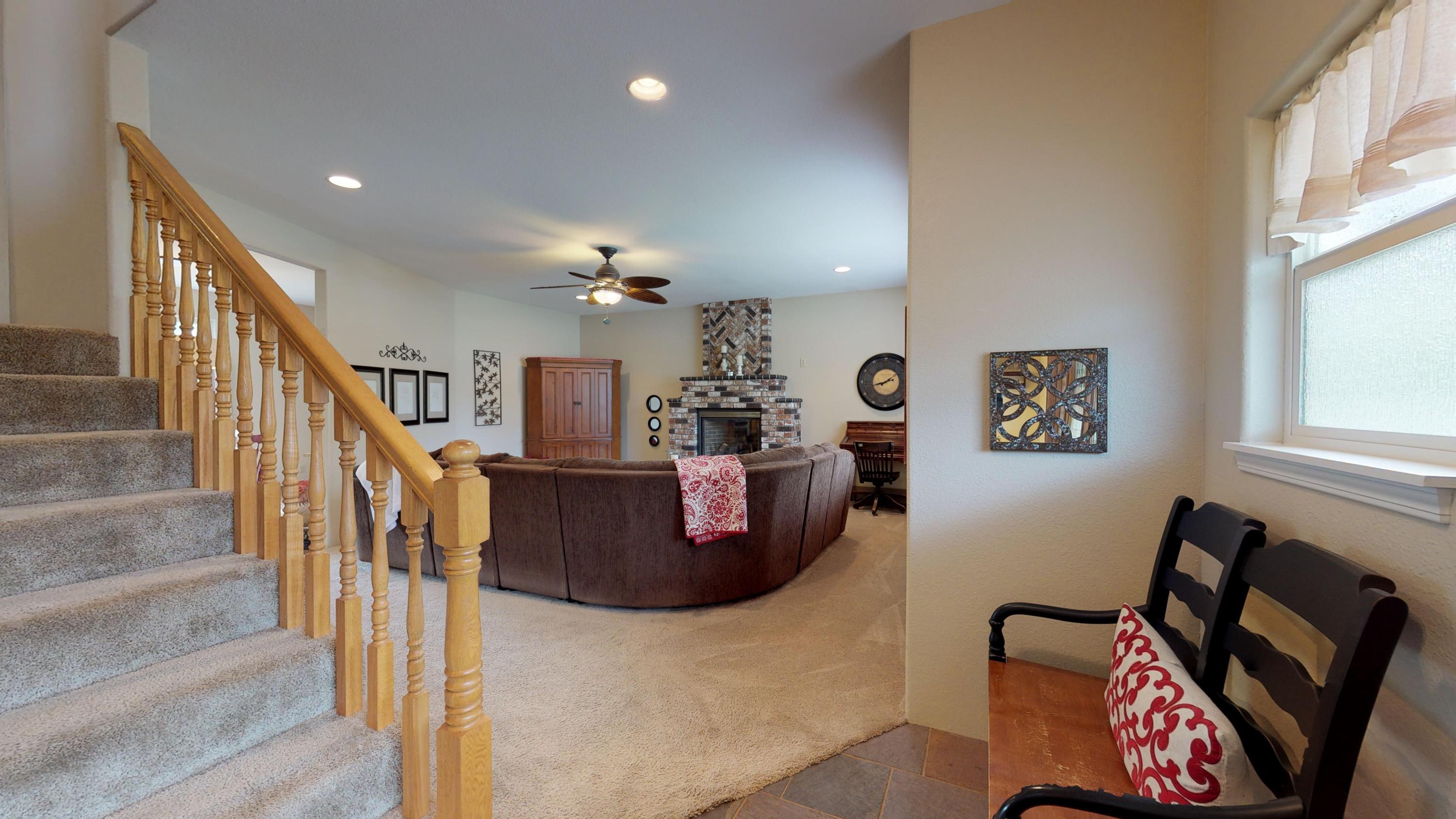 157 Grayland Heights Road Rio Dell, CA 95562 - Photo 11 of 29