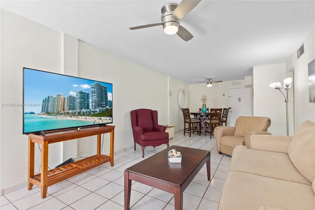 $275,000 | 730 Pennsylvania Avenue, Unit 210, Miami Beach, FL 33139