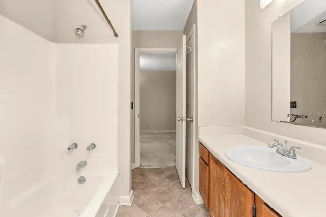 $1,050 | 718 Holder Drive, Nashville, TN 37217