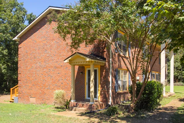 $1,050 | 718 Holder Drive, Nashville, TN 37217