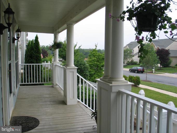9005 Bealls Farm Road Frederick, MD 21704 - Photo 23 of 27 Porch