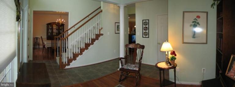 9005 Bealls Farm Road Frederick, MD 21704 - Photo 7 of 27 Entrance / Foyer