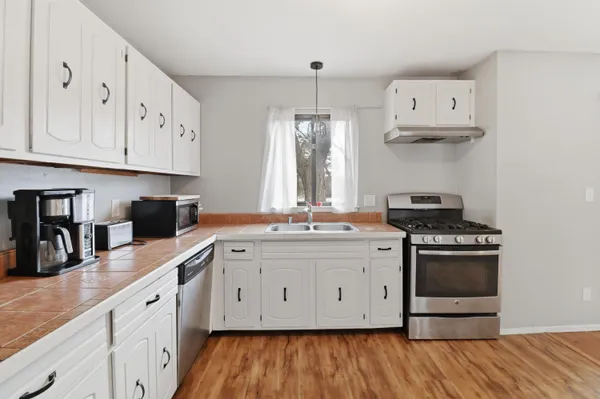 $174,900 | 9228 North 70th Street, Unit 9, Milwaukee, WI 53223