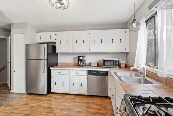 $174,900 | 9228 North 70th Street, Unit 9, Milwaukee, WI 53223