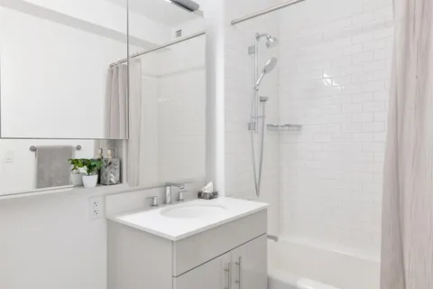 $5,797 | 2-20 Malt Drive, Unit 1510 | Long Island City