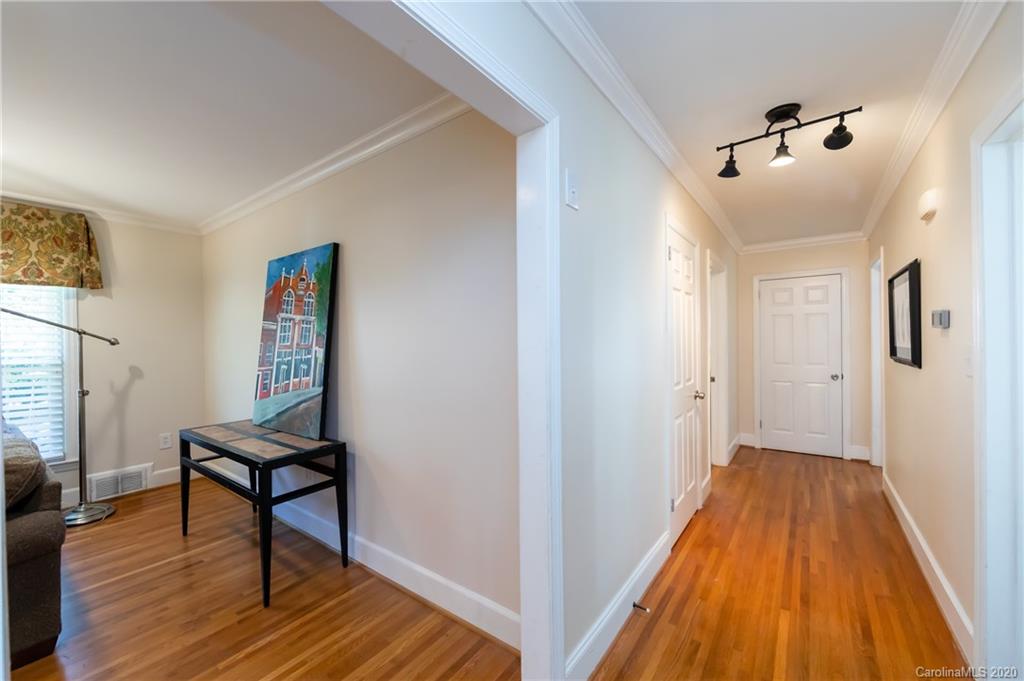 4518 Barwick Road Charlotte, NC 28211 - Photo 26 of 48 Gallery Image 26