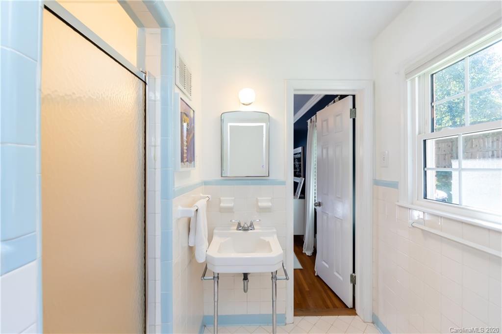 4518 Barwick Road Charlotte, NC 28211 - Photo 29 of 48 Gallery Image 29