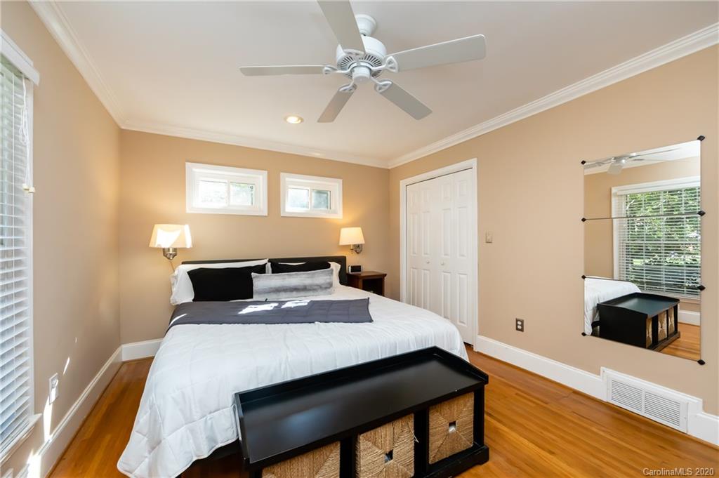 4518 Barwick Road Charlotte, NC 28211 - Photo 34 of 48 Gallery Image 34