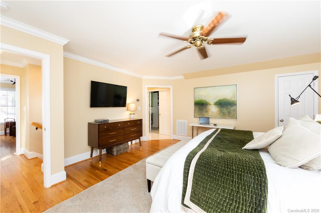 4518 Barwick Road Charlotte, NC 28211 - Photo 39 of 48 Gallery Image 39
