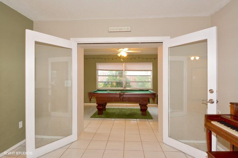 19478 Colorado Circle Boca Raton, FL 33434 - Photo 11 of 17 06_19478ColoradoCircle_190_RecreationalR
