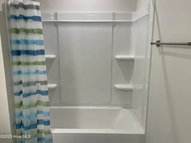 $2,175 | 1111 Middle Crest Drive Northeast, Bolivia, NC 28422