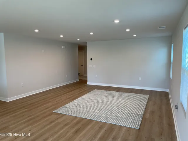 $2,175 | 1111 Middle Crest Drive Northeast, Bolivia, NC 28422