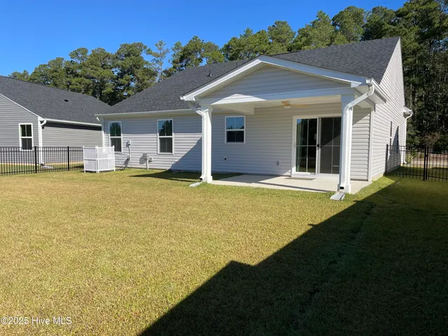 $2,175 | 1111 Middle Crest Drive Northeast, Bolivia, NC 28422