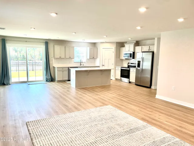 $2,175 | 1111 Middle Crest Drive Northeast, Bolivia, NC 28422