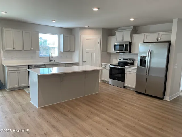 $2,175 | 1111 Middle Crest Drive Northeast, Bolivia, NC 28422