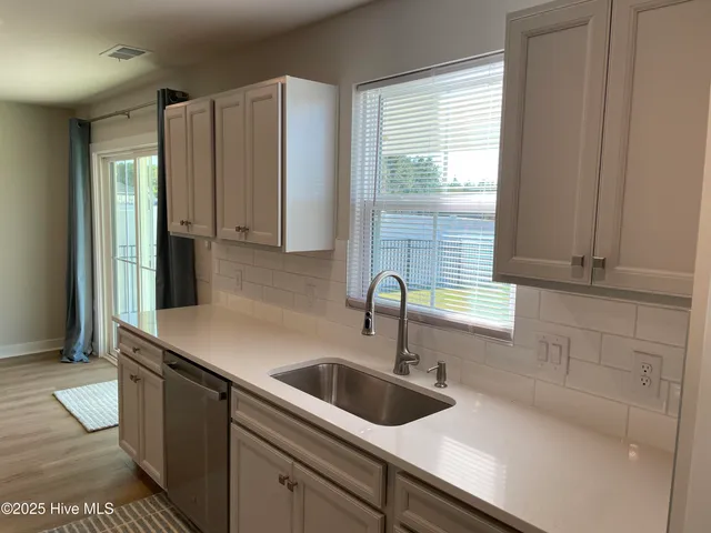 $2,175 | 1111 Middle Crest Drive Northeast, Bolivia, NC 28422