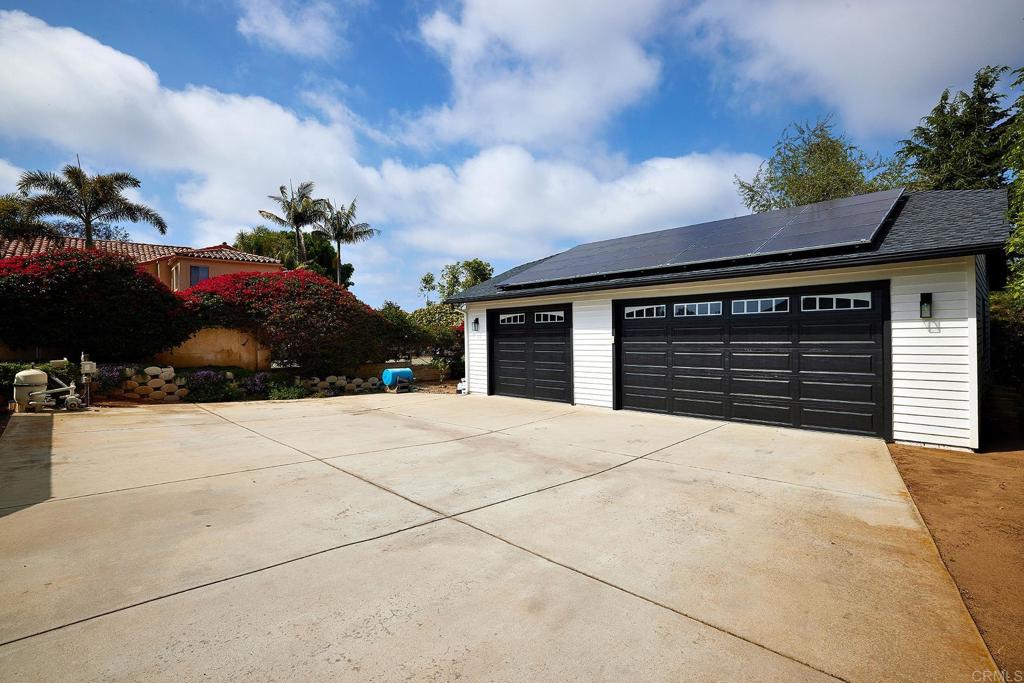 3252 Highland Drive Carlsbad, CA 92008 - Photo 3 of 55 a house view with a garden space