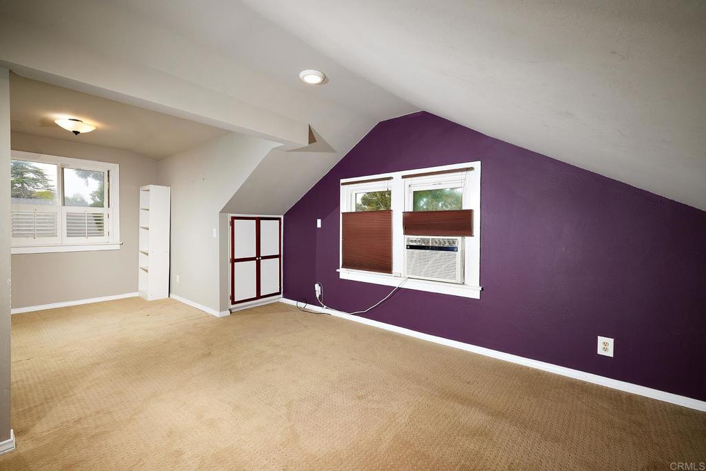3252 Highland Drive Carlsbad, CA 92008 - Photo 33 of 55 a view of an empty room with a window