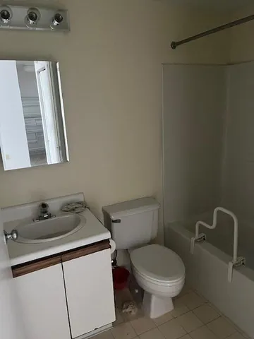 $265,000 | 148 Breakwater Drive, Unit 204, South Portland, ME 04106