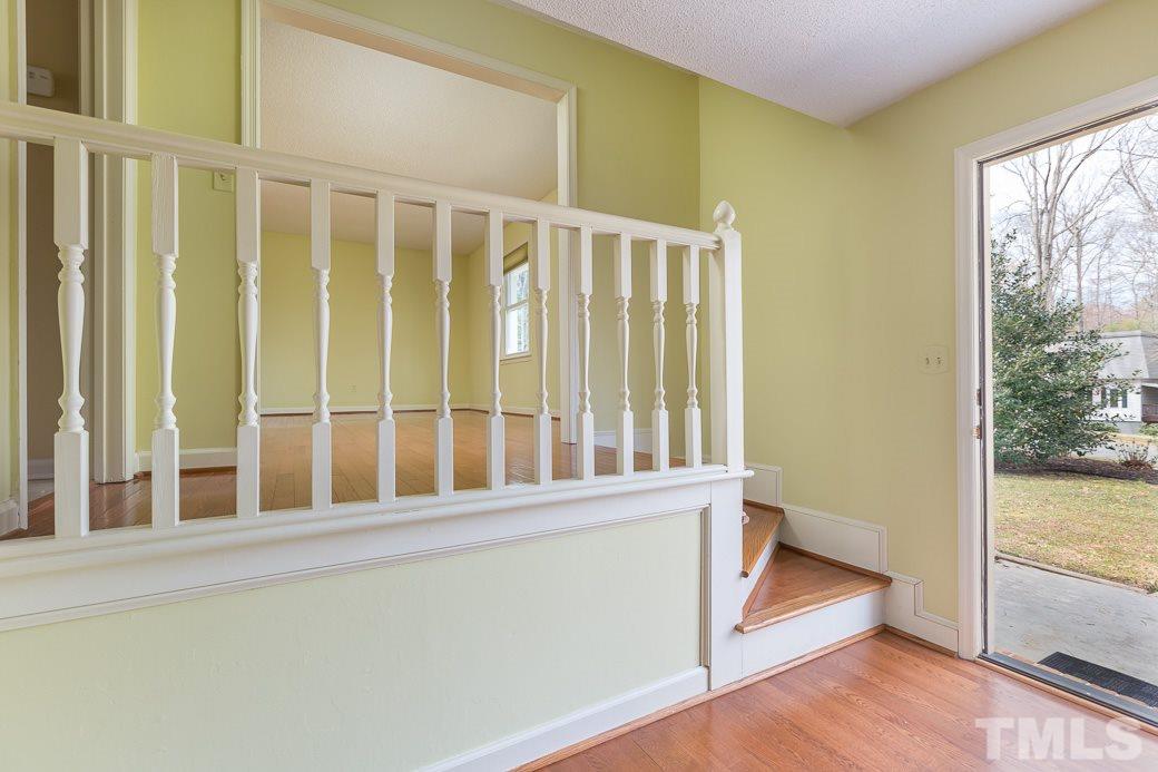 4021 Grimstead Lane Raleigh, NC 27613 - Photo 2 of 25