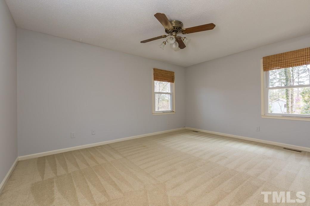 4021 Grimstead Lane Raleigh, NC 27613 - Photo 13 of 25