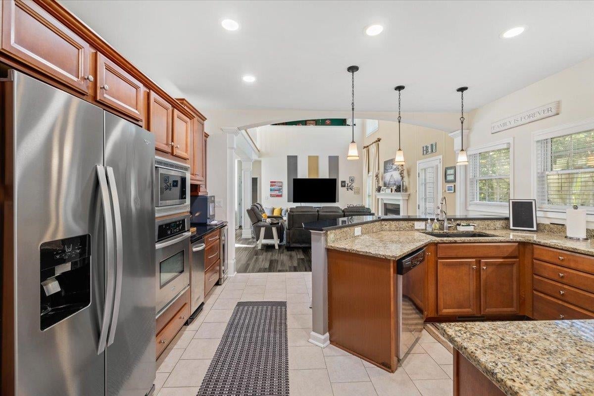 1031 Green Ridge Road Christiansburg, VA 24073 - Photo 8 of 42 Gallery Image 8
