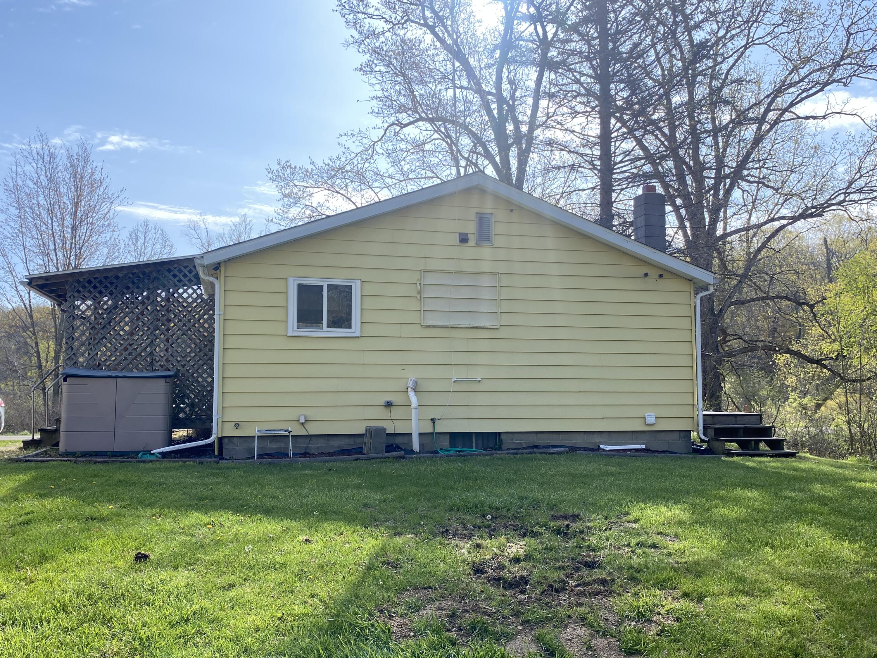 748 Quimby Road Coldwater, MI 49036 - Photo 5 of 26 Photo May 04 2023, 9 47 09 AM
