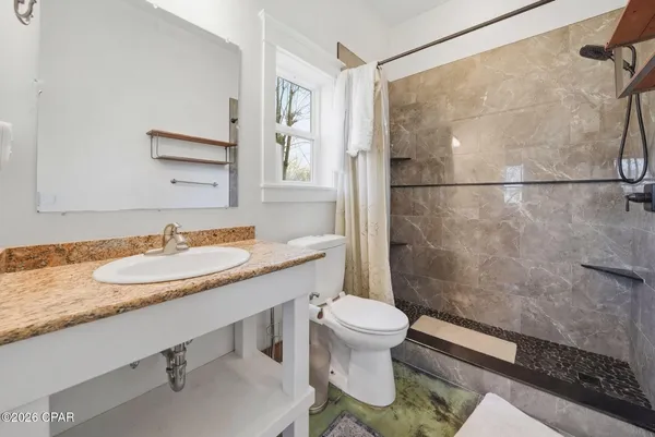 $340,000 | 13728 Highway 20, Youngstown, FL 32466