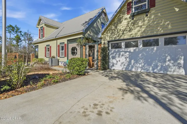 $340,000 | 13728 Highway 20, Youngstown, FL 32466