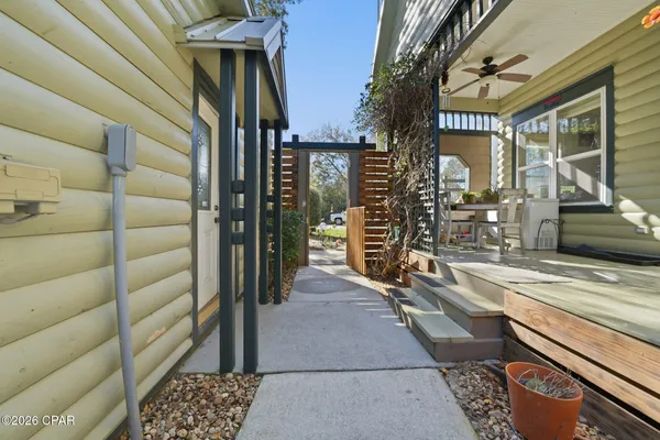 $340,000 | 13728 Highway 20, Youngstown, FL 32466