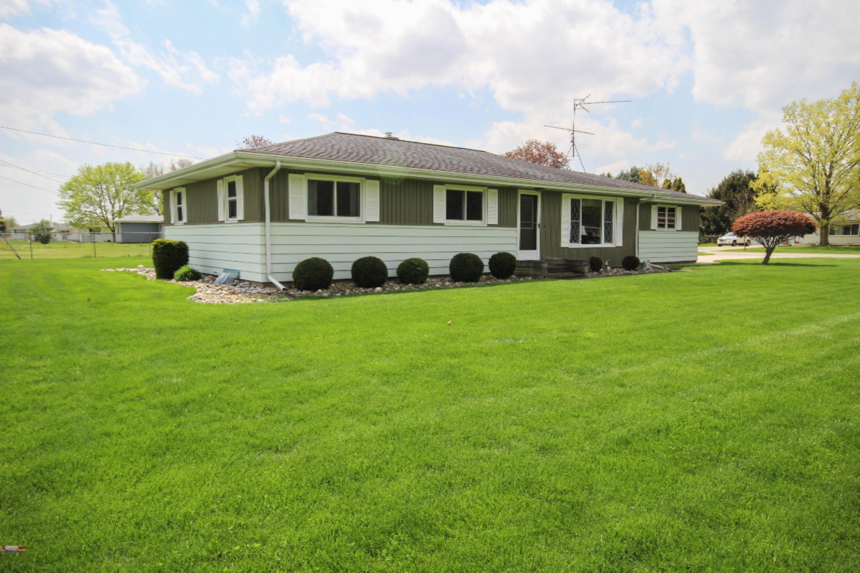 58439 Pleasant View Court Three Rivers, MI 49093 - Photo 2 of 30 untitled (9 of 40)