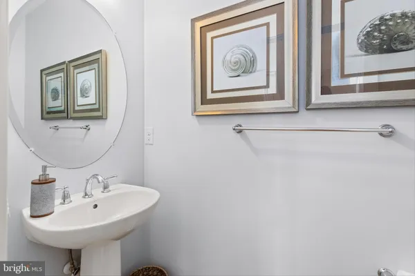 $425,000 | 2 Smithfield Court, Unit 11, Ocean View, DE 19970