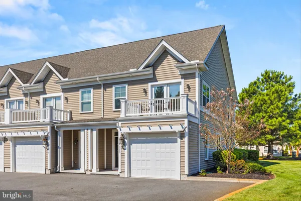 $425,000 | 2 Smithfield Court, Unit 11, Ocean View, DE 19970