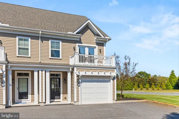 $425,000 | 2 Smithfield Court, Unit 11, Ocean View, DE 19970