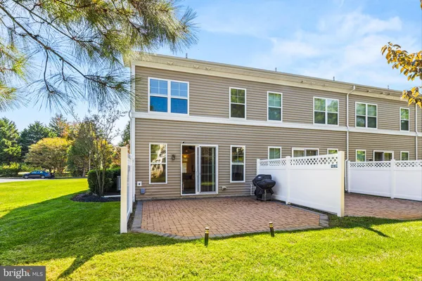 $425,000 | 2 Smithfield Court, Unit 11, Ocean View, DE 19970