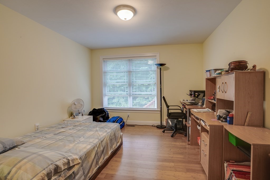 4 R Indian Hill Road, Unit 4R Derry, NH 03038 - Photo 16 of 30