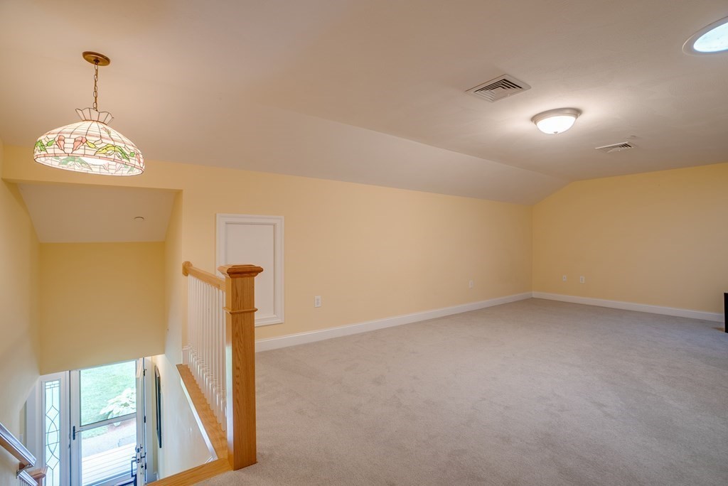 4 R Indian Hill Road, Unit 4R Derry, NH 03038 - Photo 18 of 30