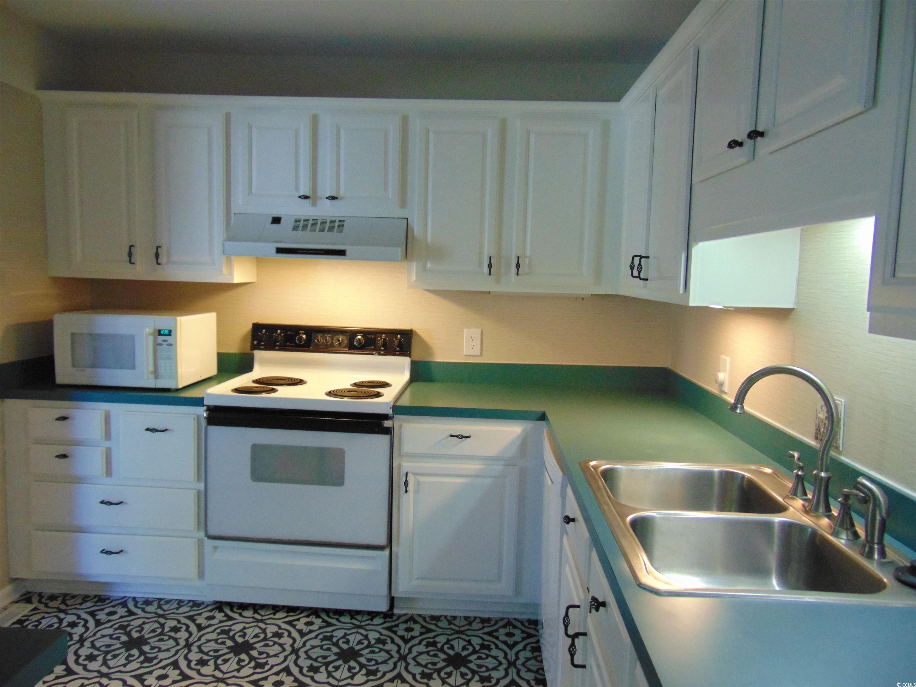 1587 Landing Road Myrtle Beach, SC 29577 - Photo 11 of 38