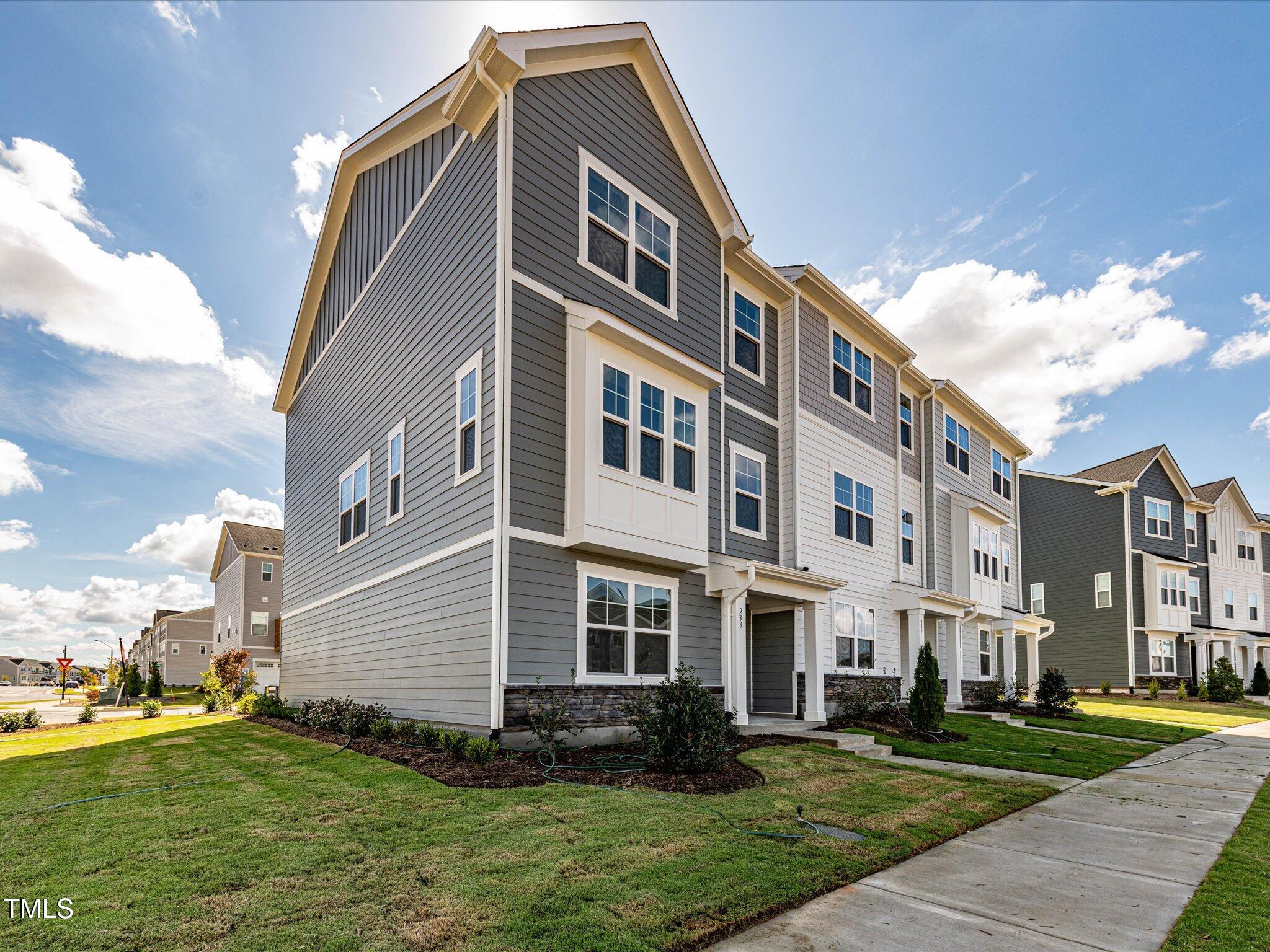 239 Nahunta Drive Apex, NC 27539 - Photo 2 of 33 02-DSC_0922