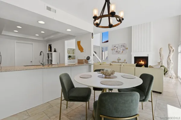 $1,600,000 | 971 Santa Helena Park Court, Solana Beach, CA 92075