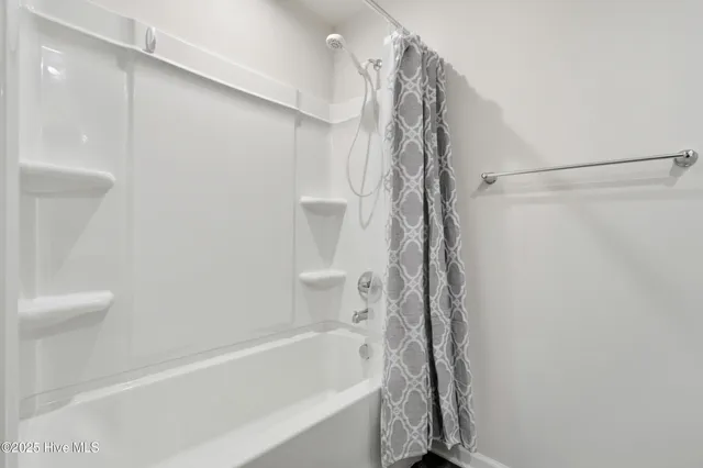 $219,500 | 1502 Lambsberry Circle, Elizabeth City, NC 27909