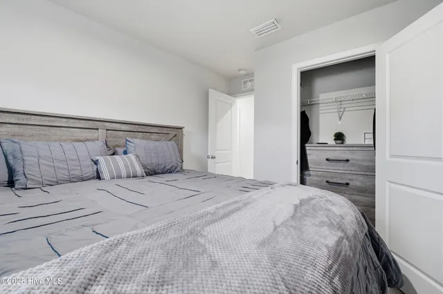 $219,500 | 1502 Lambsberry Circle, Elizabeth City, NC 27909